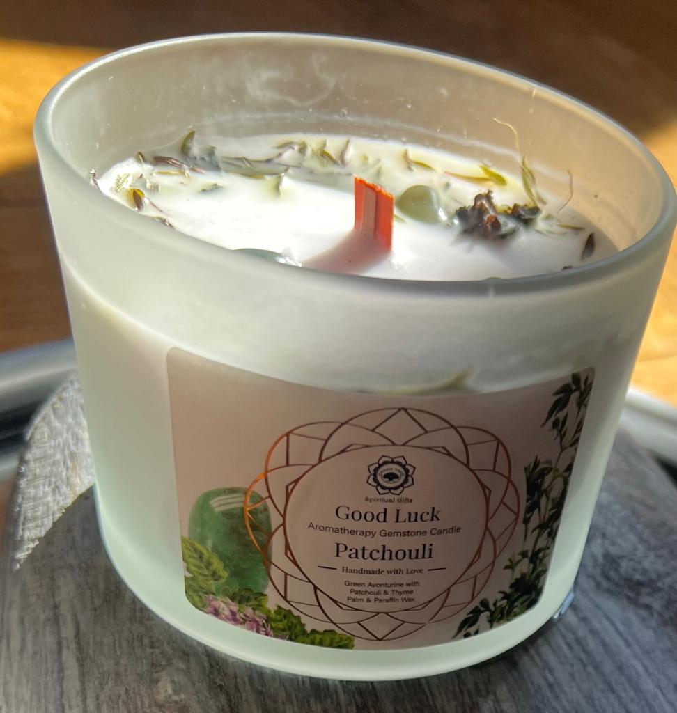 Bougie parfumée chance aventurine verte patchouli 256g Green Tree rituel prospérité